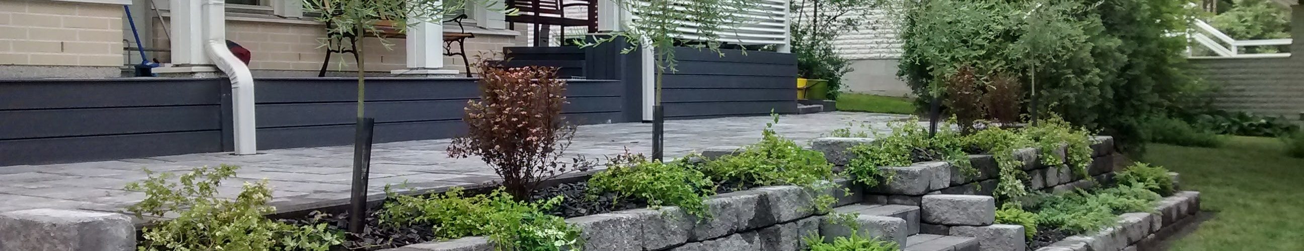 Pihojen rakentamista Oulun seudulla.